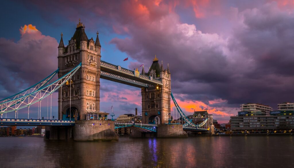 Tower Bridge a Londre